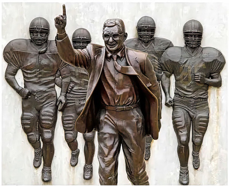 joe-paterno-statue joe paterno statue